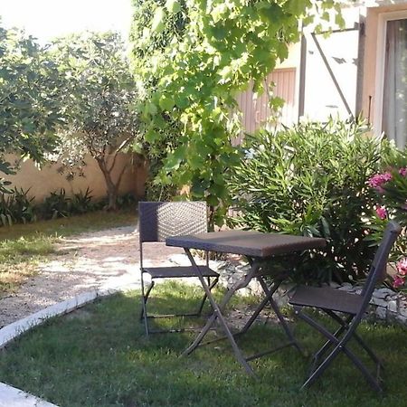 Gite L'Annexe Villelaure Εξωτερικό φωτογραφία