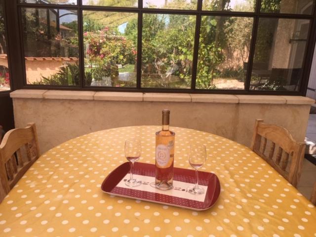 Gite L'Annexe Villelaure Εξωτερικό φωτογραφία