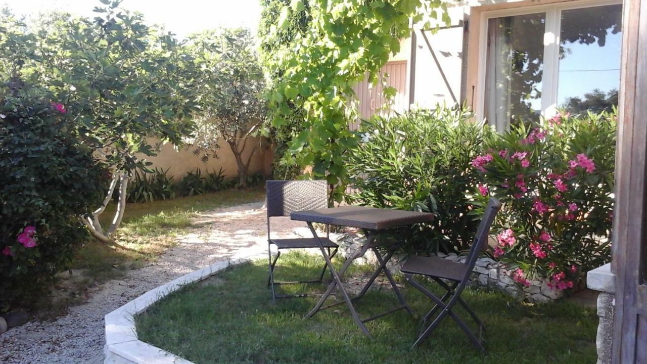Gite L'Annexe Villelaure Εξωτερικό φωτογραφία